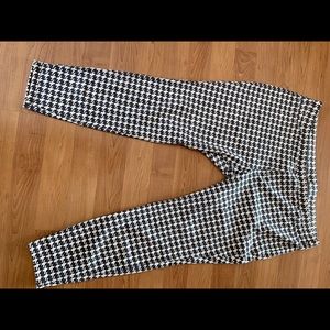 Women’s Size XXL Houndstooth Jeggings